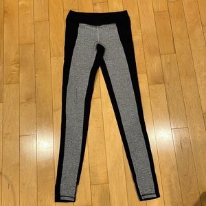 Women’s Ivivva Yoga Leggings